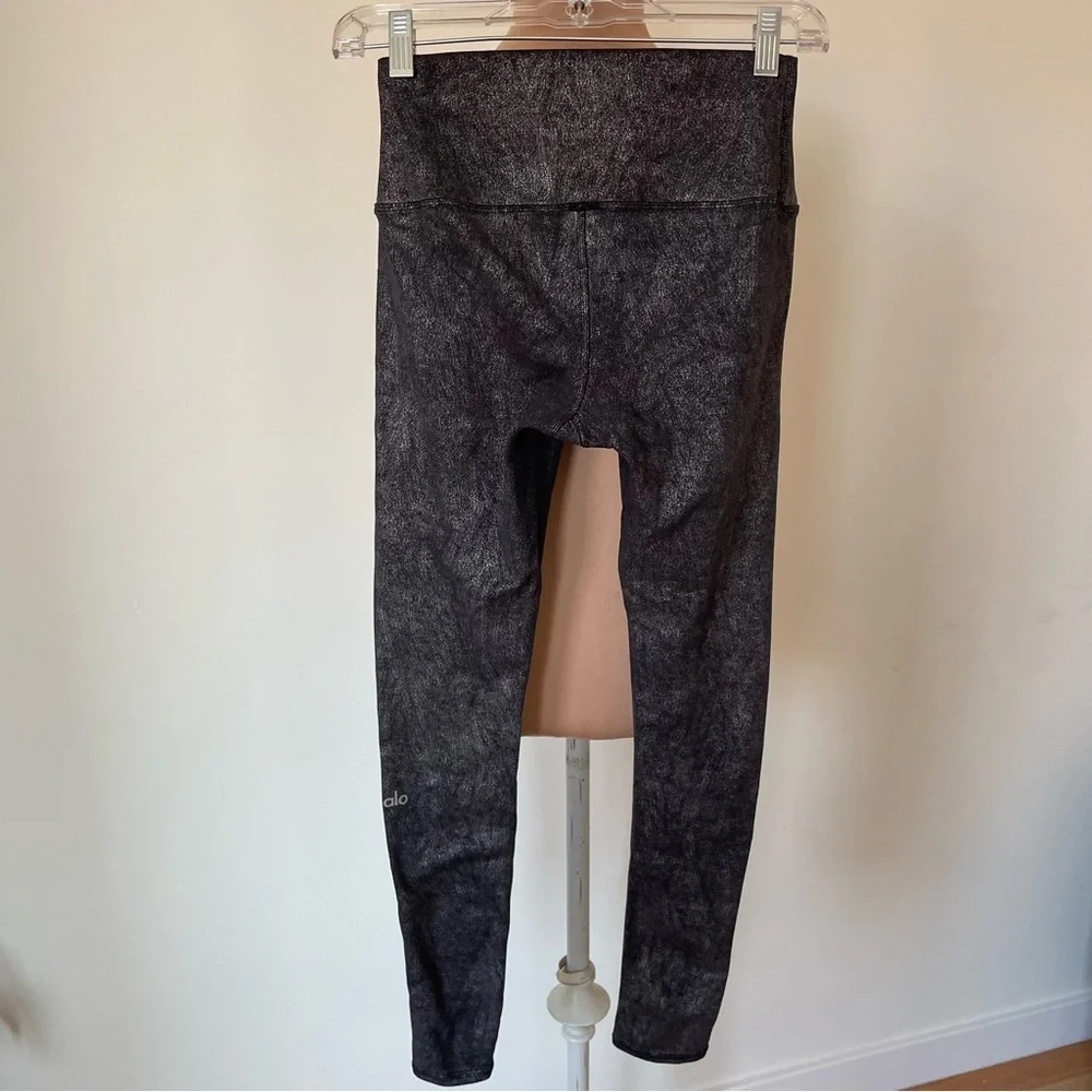 ALO Yoga Black Silver Metallic High Waisted Full Length Crackle Leggings Size S